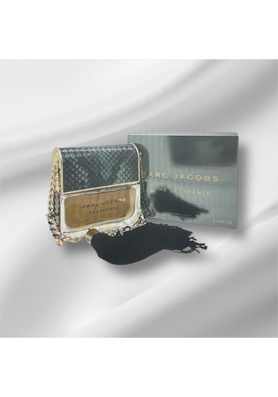 Marc Jacobs Divine Decadence Kadın Parfüm EDP 100 ML