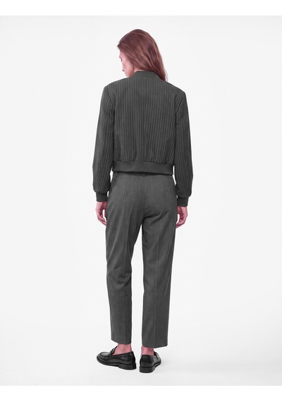 Koton Koton X Selected By Şahika Ercümen - Cepli Havuç Kesim Pileli Kumaş Pantolon Antrasit 7wak40176ew