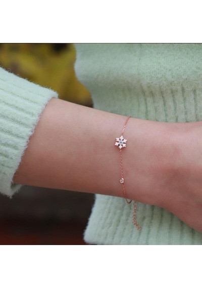 Kar Tanesi Zirkon Taşlı Mine İşli Rose Gold Kaplama Gümüş Bileklik Gümüş