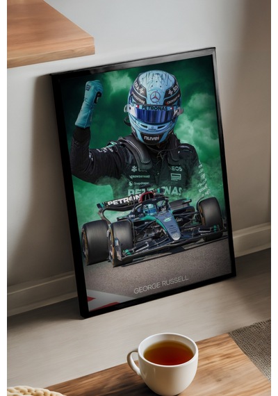 George Russell Siyah Ahşap Çerçeveli Poster, Dekoratif Formula 1 Duvar Tablosu