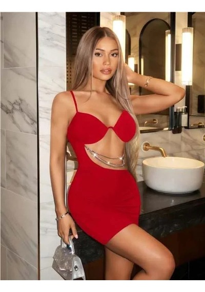 Angbutik Zincir Detaylı Göğüs Dekolteli Kırmızı Mini Club Elbisesi