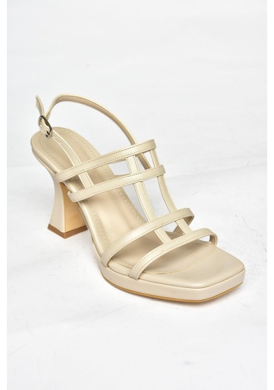 Fox Shoes S569316009 Ten Kalın Topuklu Kadın Ayakkabı Ten Rengi