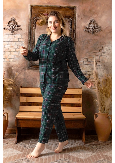 Nisanca Büyük Beden Kışlık Düğmeli Ekose Desen Yılbaşı Temalı Kadın Süet Pijama Takımı Yesil