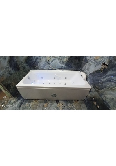 90X180 Jakuzii Tr'De Ilk Sessiz Motor Teknolojisi