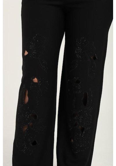 Zanessi Büyük Beden Lastikli Yüksek Bel Taşlı Çiçek Motif Desenli Bol Paça Kadın Pantolon Siyah Zanessi Büyük Beden Lastikli Yüksek Bel Taşlı Çiçek Motif Desenli Bol Paça Kadın Pantolon Siyah