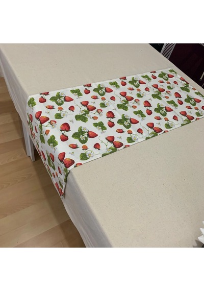 Çilek Desenli Runner, Duck Kumaş Runner, Su Ve Leke İtici Dayanıklı, Modern Tasarım 40x150 Cm Çok Renkli