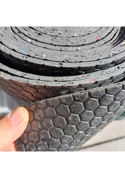 Siyah Elektrikçi Paspası İzole Halı Yalıtkan Paspas Elektrik Panosu Önü Serilen 3 Mm 100 X 100 Cm