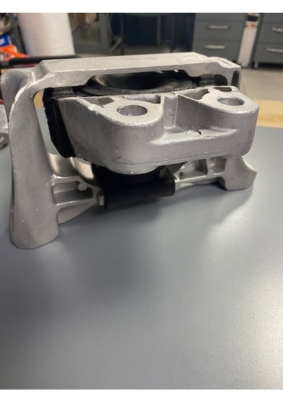Kuga Motor Takozu Sağ Üst 2.0 Dizel