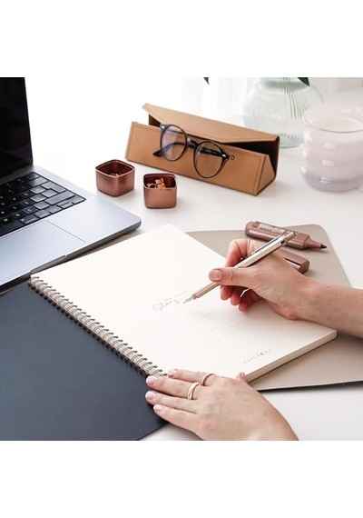 Tasarımlı 8 Cm X 12 Cm Ölçülerinde Çizgisiz 48 Yaprak Ahşap Kapaklı Defter Genel