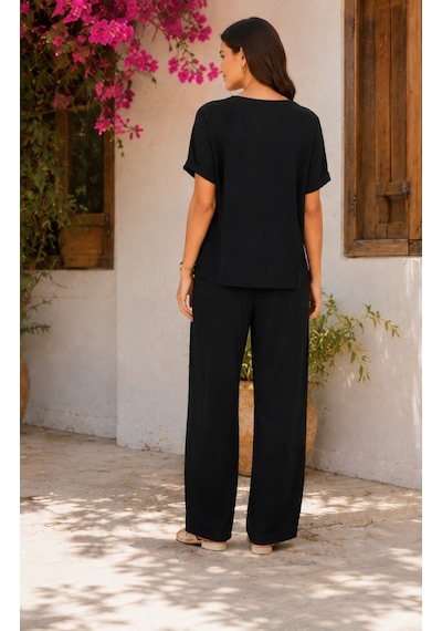 Alyn Wear Kadın Kısa Kollu Asimetrik Kesim Detaylı Düğmeli Bürümcük Bluz Ve Pantolon Ikili Takım Siyah