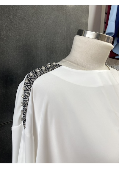 Pera Moda Büyük Beden Yakası Ve Kol Manşeti Taşlı Oversize Uzun Gömlek Beyaz