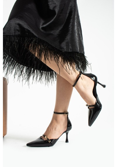 Dabab Shoes Elvora Kadın Siyah Sivri Burun 7 Cm İnce Topuklu Bilekten Bantlı Tokalı Rugan Klasik Ayakkabı Dabab Shoes Elvora Kadın Siyah Sivri Burun 7 Cm İnce Topuklu Bilekten Bantlı Tokalı Rugan Klasik Ayakkabı