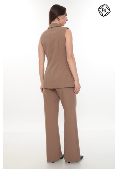 Prenses Kadın Rahat Kesim Astarlı Kolsuz Blazer Ceket Pantolon Takım Elbise Siyah Cappucino Prenses Kadın Rahat Kesim Astarlı Kolsuz Blazer Ceket Pantolon Takım Elbise Siyah Cappucino