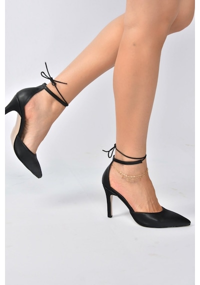 Fox Shoes Siyah Sivri Burun Kadın Topuklu Ayakkabı K404810209