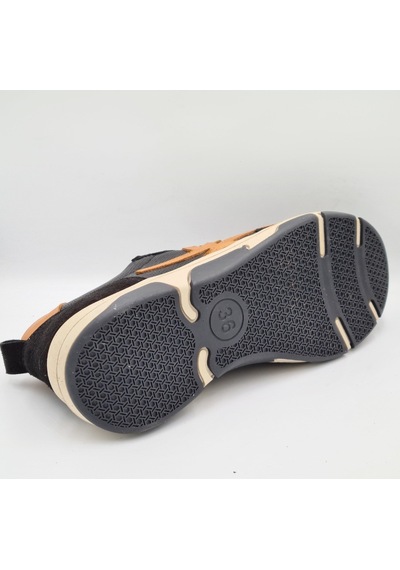 Mammamia D26ya-3575 Siyah Hakiki Deri Lastik Bağcıklı Kadın Günlük Casaul Sneaker Ayakkabı Siyah Mammamia D26ya-3575 Siyah Hakiki Deri Lastik Bağcıklı Kadın Günlük Casaul Sneaker Ayakkabı Siyah