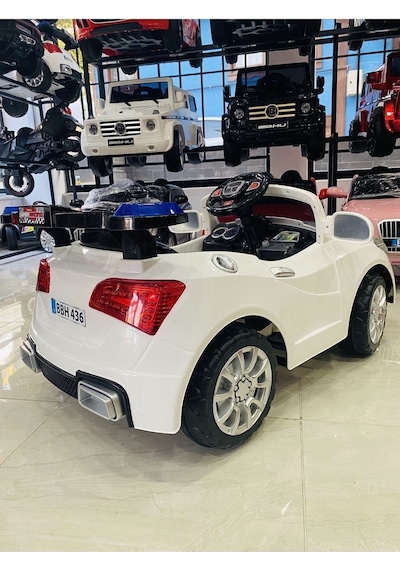 Audi Çocuk Araç Gereçleri Akülü Araba 12v 0-6 Yaş Beyaz