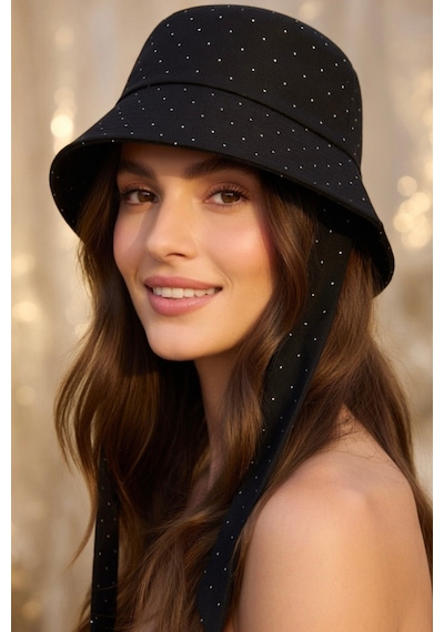 Mollycrush Kadın Siyah Pırlanta Taşlı Bucket Şapka Işıltılı Bağlama Detaylı Gabardin Işıltılı Balıkçı Modeli Pırlantalı Siyah Mollycrush Kadın Siyah Pırlanta Taşlı Bucket Şapka Işıltılı Bağlama Detaylı Gabardin Işıltılı Balıkçı Modeli Pırlantalı Siyah