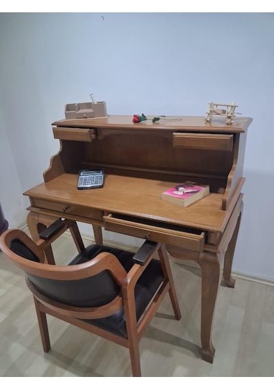 Çalışma Masa İlhm 90634 Klasik Takım Dilimli Sandalye Lüks Klasik Ceviz Renk Model Kahverengi Çalışma Masa İlhm 90634 Klasik Takım Dilimli Sandalye Lüks Klasik Ceviz Renk Model Kahverengi