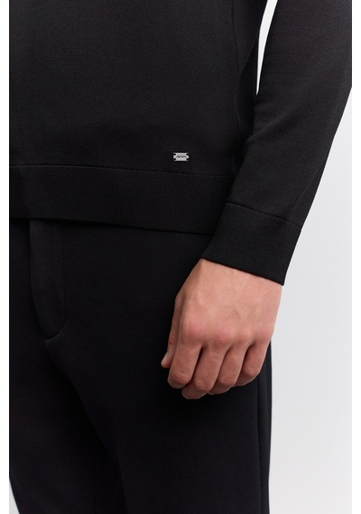 Avva Erkek Siyah Bisiklet Yaka Rayon Karışımlı Regular Fit Kazak B005026