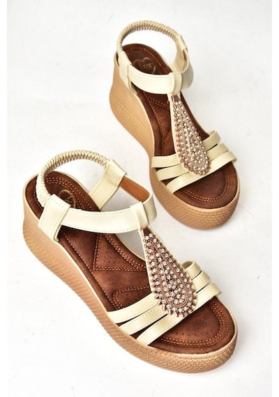 Fox Shoess258161009 Bej Dolgu Tabanlı Kadın Sandalet Bej