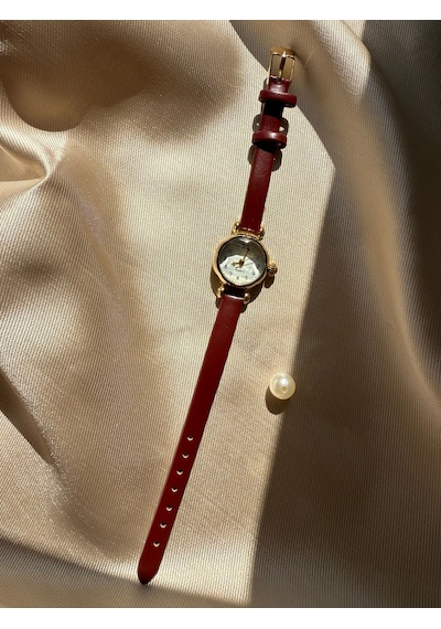 Retro Minimal Deri Kordon Vintage Kadın Kol Saati Altın