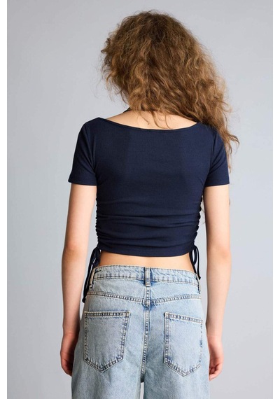 Defacto Fıtted Halter Yaka Kısa Kollu Tişört G7955ax26hsnv147 Lacivert-nv147