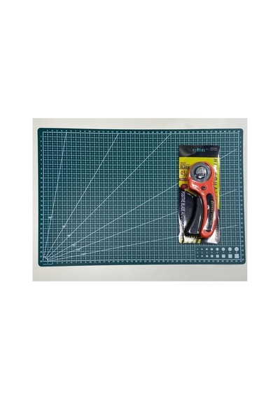 Karan Tuhafiye Patchwork Matı Ve Kesici Ruleti/kesme Tablası Ve Bıçağı 2 Li Set Diğer