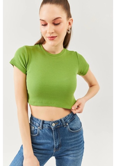 Butikgiz Kadın Kısa Kol Bisiklet Yaka Vücuda Oturan %100 Pamuklu Kaşkorse Esnek Crop Bluz Çimen Yeşili