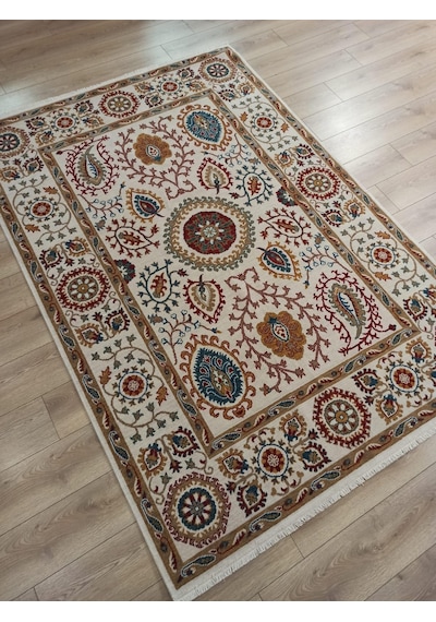 Çam Halı Funky 801 Stone Yün Ve Bambu İle Özel Tezgahlarda Üretilen Otantik Desenli El Emeği Modern Uşak Halısı Krem 2 Çam Halı Funky 801 Stone Yün Ve Bambu İle Özel Tezgahlarda Üretilen Otantik Desenli El Emeği Modern Uşak Halısı Krem 2