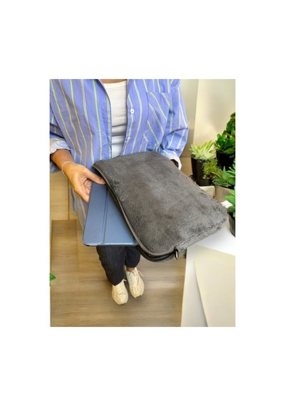 Plush Studıo 13-13.3-14 Inch Peluş Macbook, Laptop Çantası, Gri Toscase Askısız 36x26cm Gri Gri