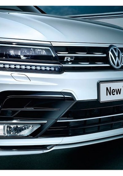 Volkswagen R Line Ön Panjur Izgara Vidalı 3D Krom Metal Logo (548706042)