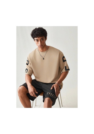 Manfinity Urbanchill Erkek Örme Rahat Baskılı Kısa Kollu Gömlek Ve Şort Takımı Siyah Manfinity Urbanchill Erkek Örme Rahat Baskılı Kısa Kollu Gömlek Ve Şort Takımı Siyah