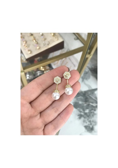 Taş Detaylı İnci Model Küpe Altın