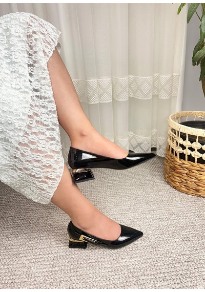 Asmi Shoes Kadın Essi Siyah Rugan Tokalı Kalın Topuklu Rahat Ayakkabı