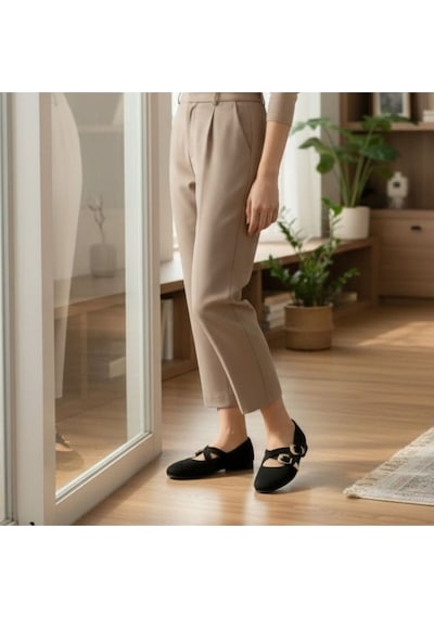 Ne&ve Shoes Siyah Süet Hakiki Deri Çapraz Bantlı Aksesuar Detaylı Kadın Yuvarlak Burun Babet