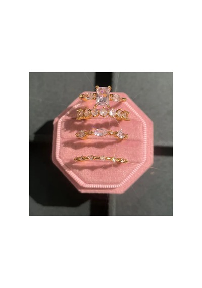 Glowin - 4 Adet Altın Renkli Zirkon Taşlı Şık Tasarım Vintage Bohem Çoklu Gold Yüzük Seti