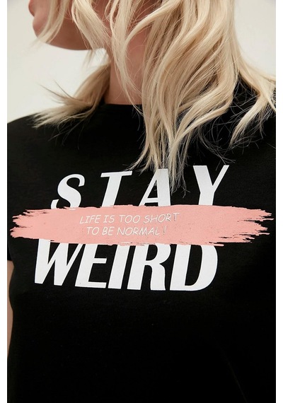 Bad Bear 21.03.07.008-c01 Stay Weird Kadın T-shirt 001