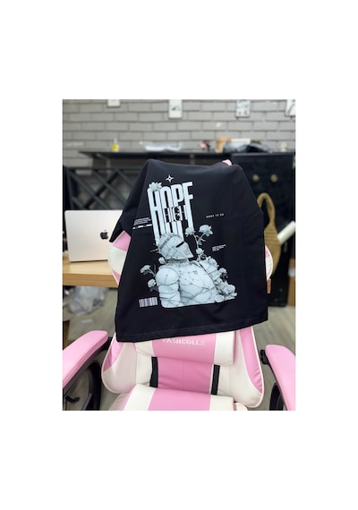 Yolo Street Oversize Hope High Şövalye Gül Baskılı Unisex Tişört %100 Pamuk Streetwear Siyah1 Yolo Street Oversize Hope High Şövalye Gül Baskılı Unisex Tişört %100 Pamuk Streetwear Siyah1