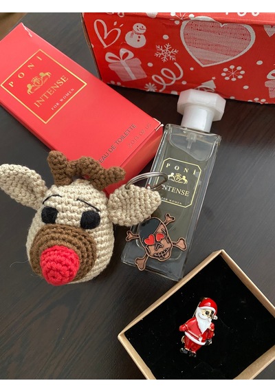 Geyik Figürlü %100 El Yapımı Hediyelik Amigurumi Anahtarlık Zarif Broş Kadın Parfümü Yılbaşı Paketi Noel Baba2