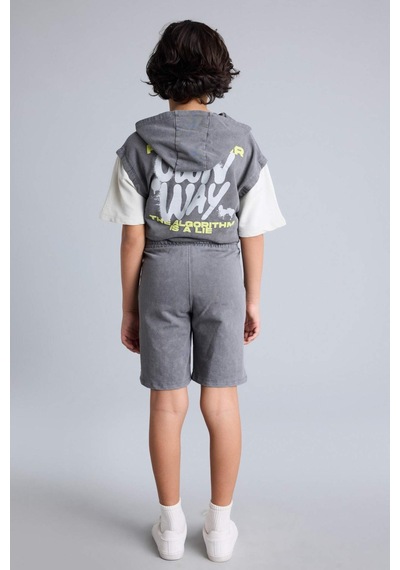 Defacto Oversıze Slogan Baskılı Sweatshirt Kumaşı Şort Erkek Çocuk G9729a826smgr452 Gri-gr452