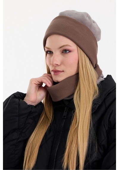 Butikgiz Kadın Dış Kısım Polar, İç Kısım Kaşkorse Pamuklu, Çift Renk, Çift Kat, Katlanabilir Bere Boyunluk Set Gri-kahverengi
