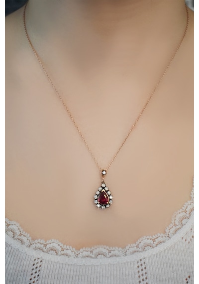 Damla Model Elmas Yakut Kolye