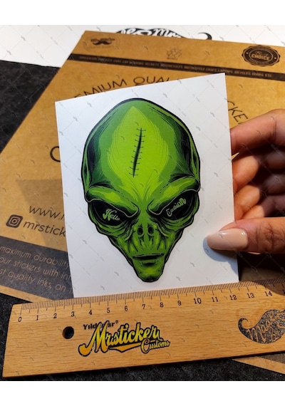 Msl142 Merhaba Dunyali Yazili Alien Sticker