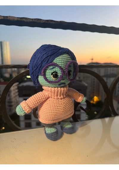 Trısteza Sadness Amigurumi Bebek 20 Cm 008