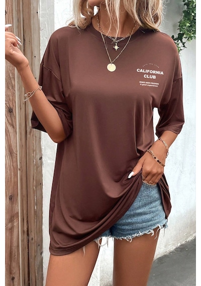 Unisex Lacivert Yaka Kol Detaylı California Club Baskılı Oversize T-shirt Kahverengi