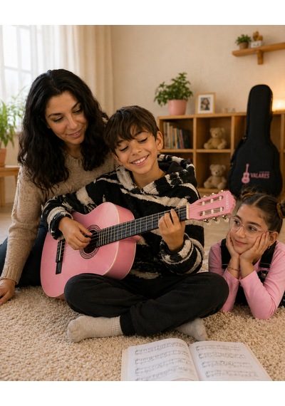 Valares Qcg3624 Klasik Gitar Soft Pembe Tasarım 39 4/4 Sap Ayarlı Köşe Korumalı Askı Aparatlı Yumuşak Tını
