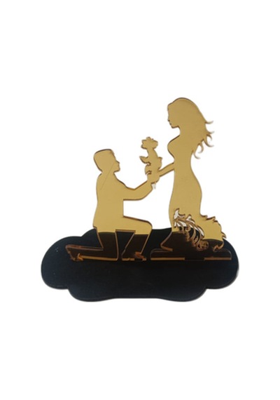 Lüks Aynalı Akrilik Evlilik Teklifi Masa Süsü 18x16 Cm - Sevgililer Günü, Nişan, Düğün & Yıldönümü Hediyesi Çift Silüetli Masaüstü Dekor Gold / Gümüş Lüks Aynalı Akrilik Evlilik Teklifi Masa Süsü 18x16 Cm - Sevgililer Günü, Nişan, Düğün & Yıldönümü Hediyesi Çift Silüetli Masaüstü Dekor Gold / Gümüş