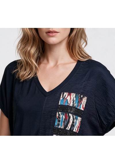 Daido Daıdo Kadın V Yaka Rahat Kesim Dokulu Kumaş İşlemeli Kısa Kollu T-shirt Siyah