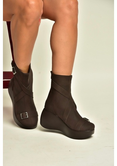Fox Shoes Z946052701 Kahverengi Nubuk Dolgu Tabanlı Kadın Bot
