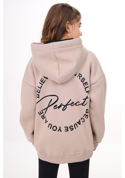 Kız Çocuk Oversize Kapüşonlu Cepli Düşük Omuz Baskılı Yırtmaçlı Sweatshirt - 3 İplik Şardonlu Bej Kız Çocuk Oversize Kapüşonlu Cepli Düşük Omuz Baskılı Yırtmaçlı Sweatshirt - 3 İplik Şardonlu Bej